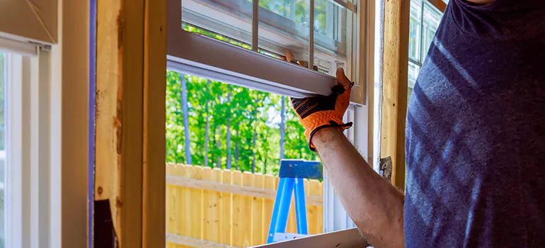 >Bay Window Curtain Rail Track in Saratoga, CA